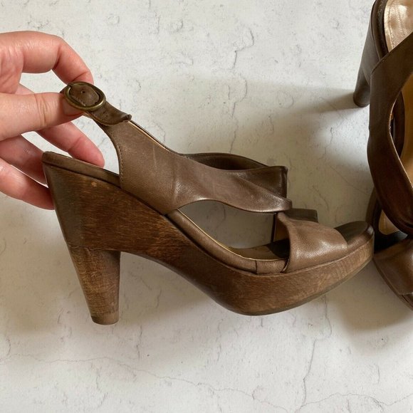 COCLICO [Brown Wood Leather Sandals] - Picture 4 of 5